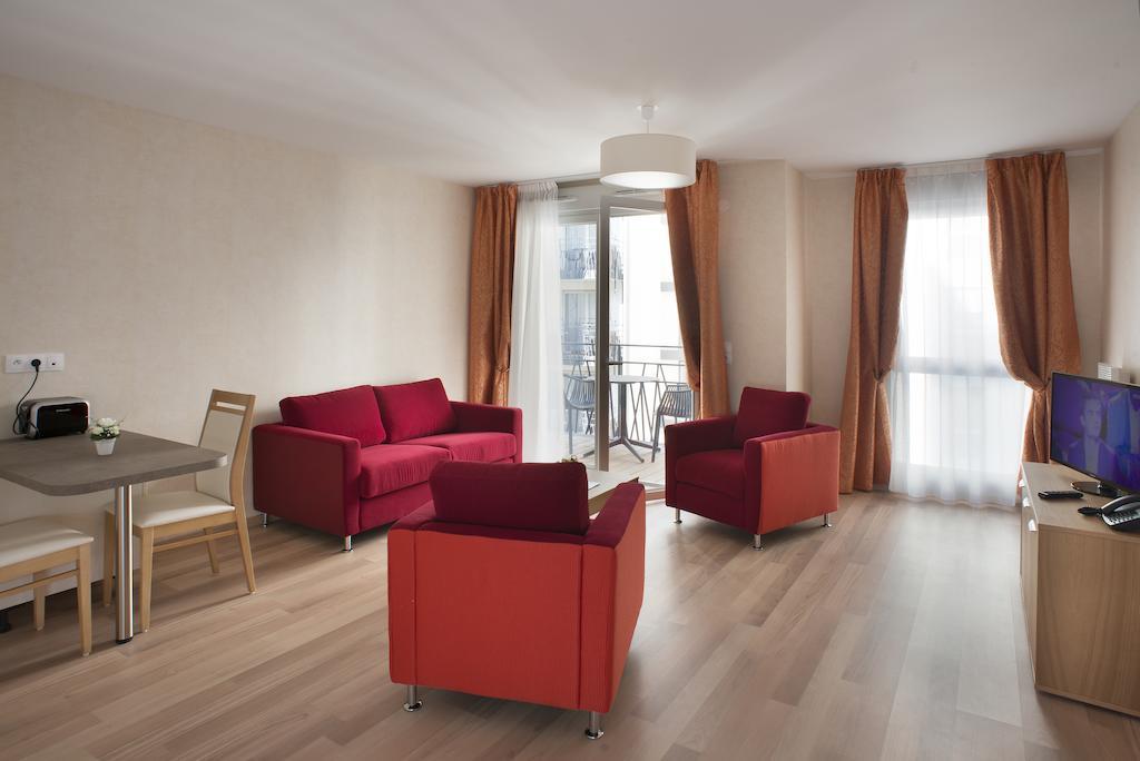 Aparthotel Domitys Le Pont des Lumières Lione Camera foto